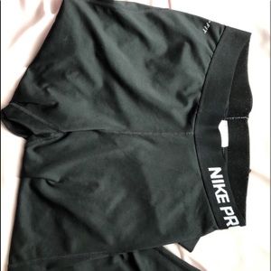 Nike crop leggings